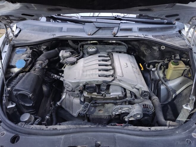 Volkswagen Touareg 2002, 313,574 km - 3.2 l - Bakı