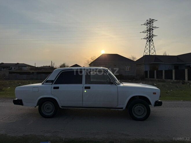 LADA (VAZ) 2107 2008, 547,896 km - 1.7 l - Salyan