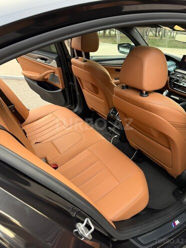 BMW 530-8