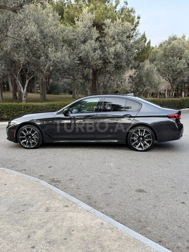 BMW 530-2