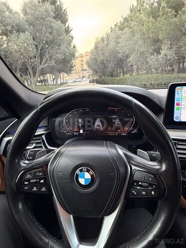 BMW 530-13