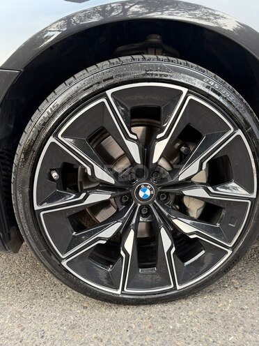 BMW 530-12