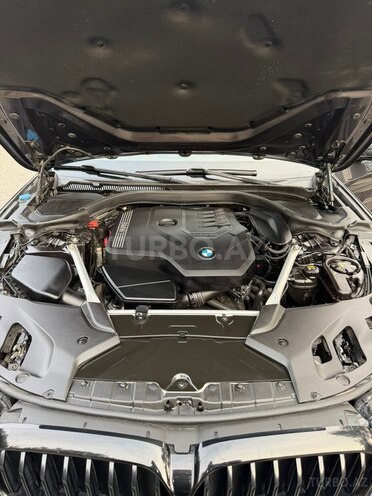 BMW 530-11