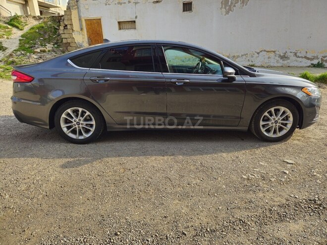 Ford Fusion (North America)-13