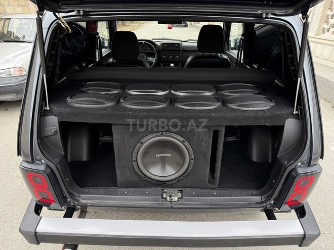 LADA (VAZ) Niva 2021, 60,800 km - 1.7 l - Quba