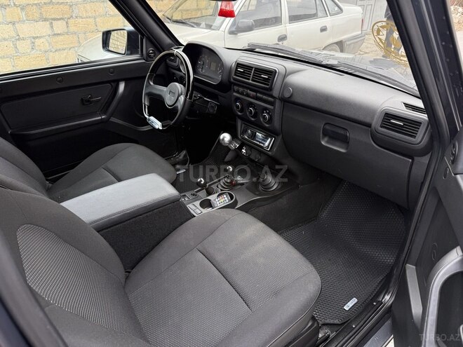 LADA (VAZ) Niva 2021, 60,800 km - 1.7 l - Quba