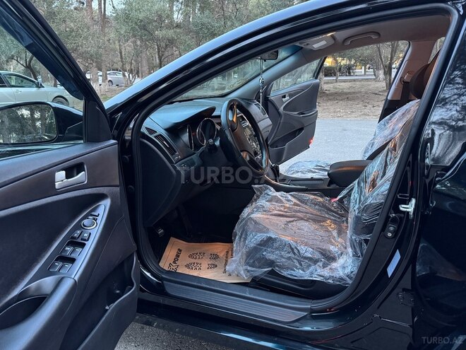 Hyundai Sonata 2010, 218,000 km - 2.0 л - Bakı