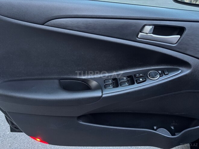 Hyundai Sonata 2010, 218,000 km - 2.0 л - Bakı
