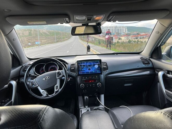 Kia Sorento-3