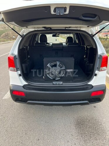 Kia Sorento-14