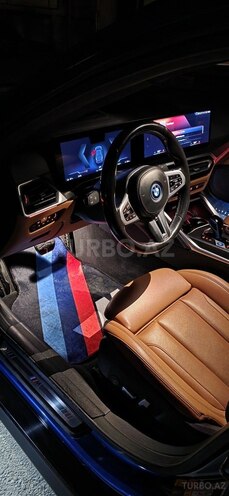 BMW i4-10