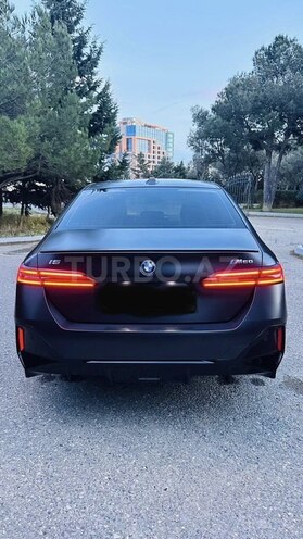 BMW i5-8