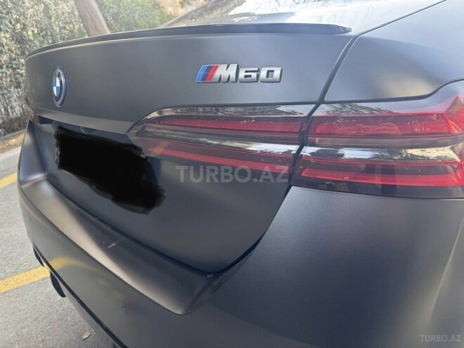 BMW i5-3