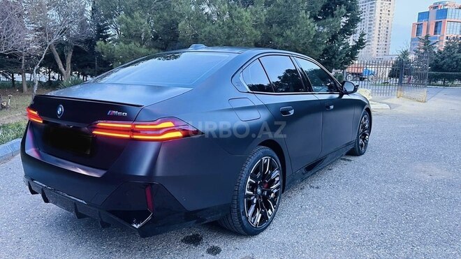 BMW i5-5