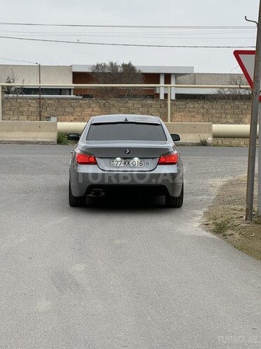 BMW 520-9