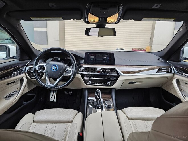 BMW 530-8