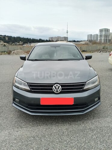 Volkswagen Jetta-1