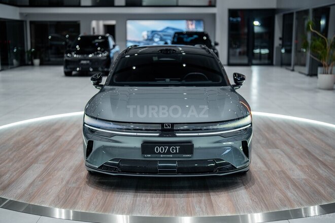 ZEEKR 007 GT-7