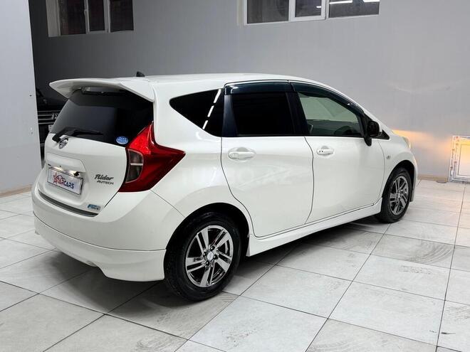 Nissan Note-6