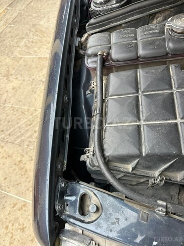 Mercedes C 200 1999, 413,382 km - 2.0 л - Yevlax