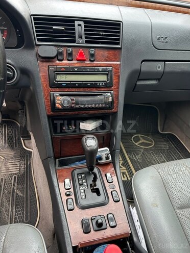 Mercedes C 200 1999, 413,382 km - 2.0 л - Yevlax