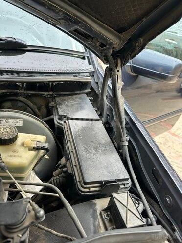 Mercedes C 200 1999, 413,382 km - 2.0 л - Yevlax
