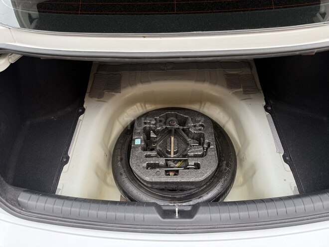 Hyundai Sonata-19