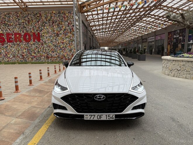 Hyundai Sonata-1