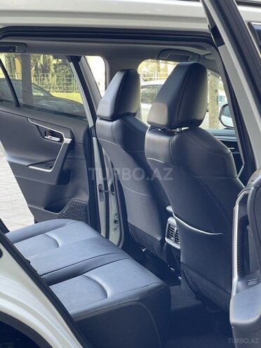 Toyota RAV4 2022, 68,000 km - 2.0 л - Bakı