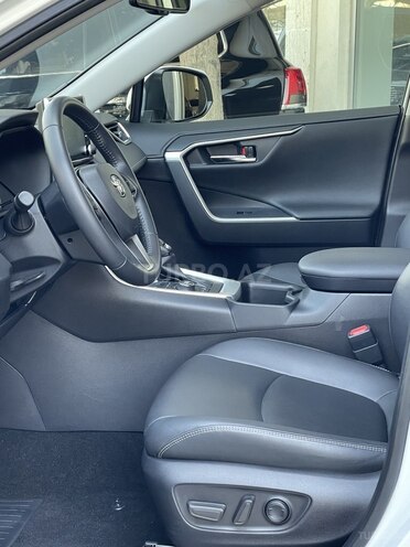 Toyota RAV4 2022, 68,000 km - 2.0 л - Bakı