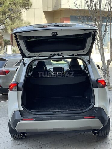 Toyota RAV4 2022, 68,000 km - 2.0 л - Bakı