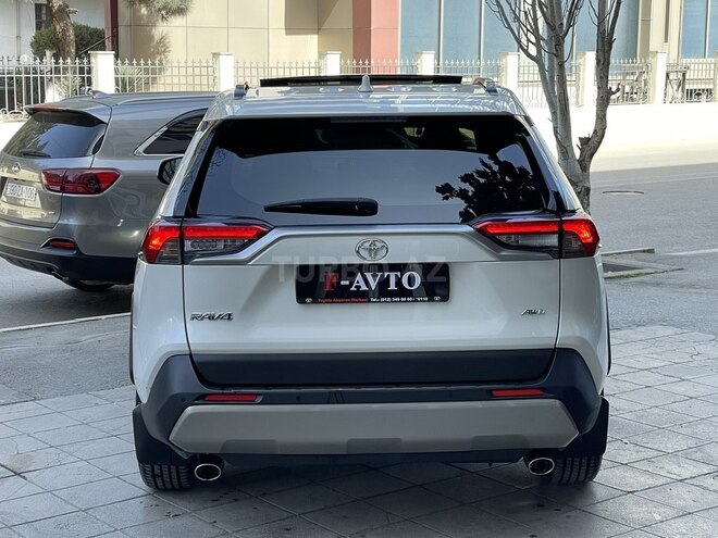 Toyota RAV4 2022, 68,000 km - 2.0 л - Bakı
