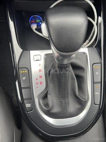 Kia Cerato-15