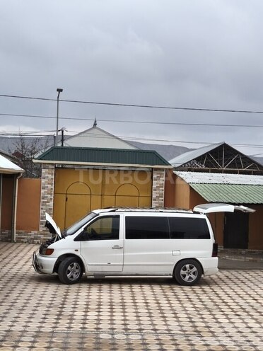 Mercedes Vito 112 CDI-12