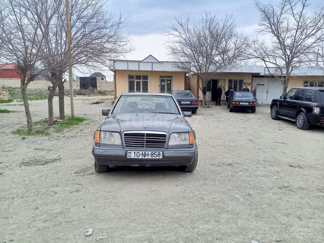 Mercedes E 200 1994, 310,000 km - 2.0 l - Ağcabədi
