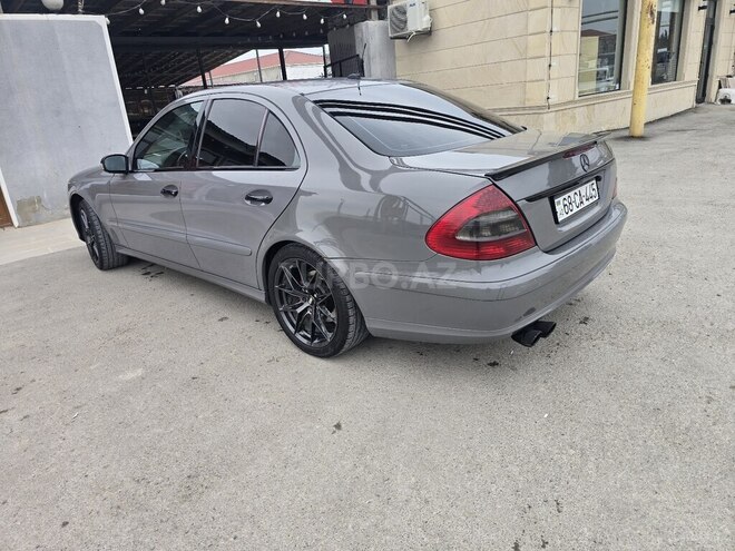 Mercedes E 220-3