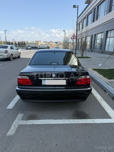BMW  1998, 112,000 km - 5.4 l - Bakı