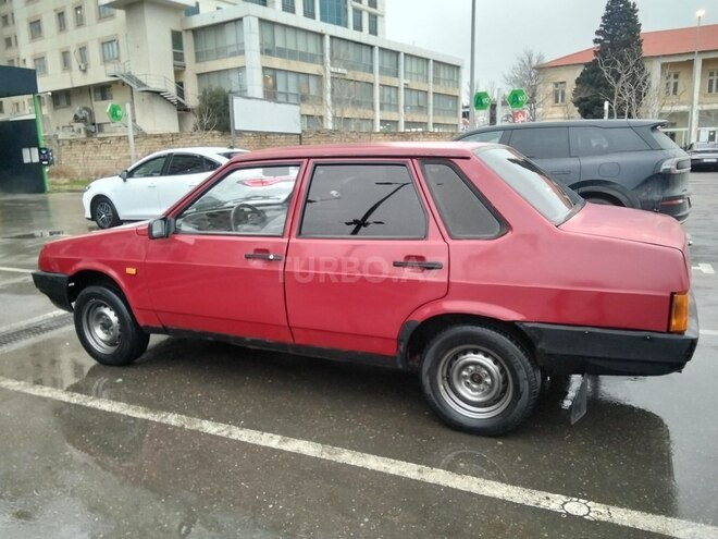 LADA (VAZ) 21099-4