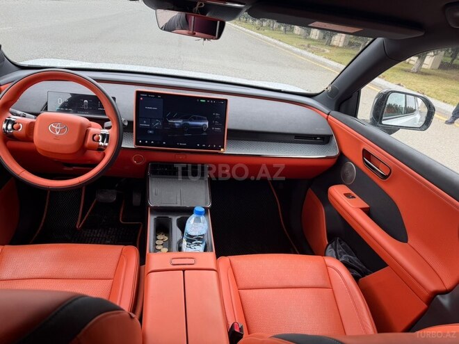 Toyota  2025, 19,647 km - 0.0 l - Gəncə