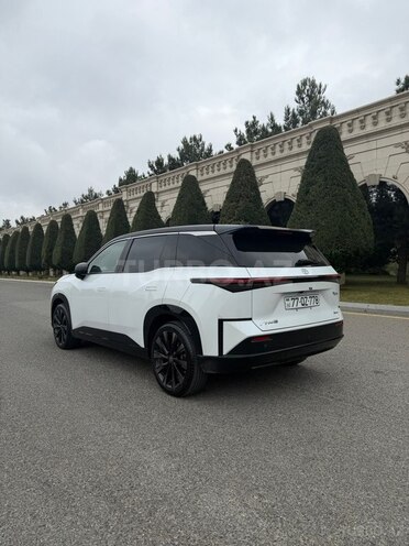 Toyota  2025, 19,647 km - 0.0 l - Gəncə