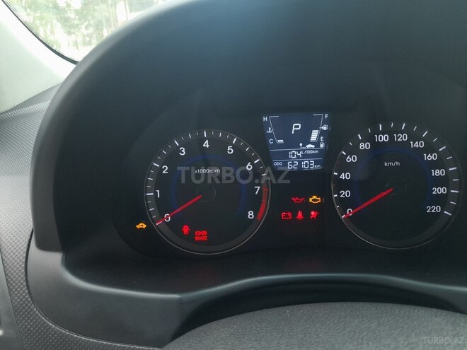 Hyundai Accent 2012, 62,000 km - 1.6 l - Bakı