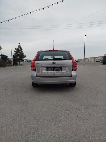 Kia  2008, 327,208 km - 1.6 l - Bakı