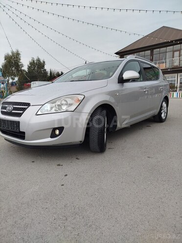 Kia  2008, 327,208 km - 1.6 l - Bakı