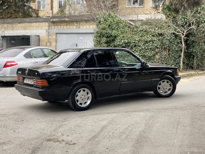 Mercedes 190 1991, 245,440 km - 2.0 л - Bakı