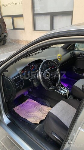 Volkswagen Golf 2003, 220,000 km - 2.0 l - Bakı