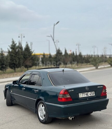 Mercedes C 230 1997, 240,000 km - 2.3 l - Sumqayıt