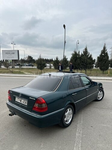 Mercedes C 230 1997, 240,000 km - 2.3 l - Sumqayıt
