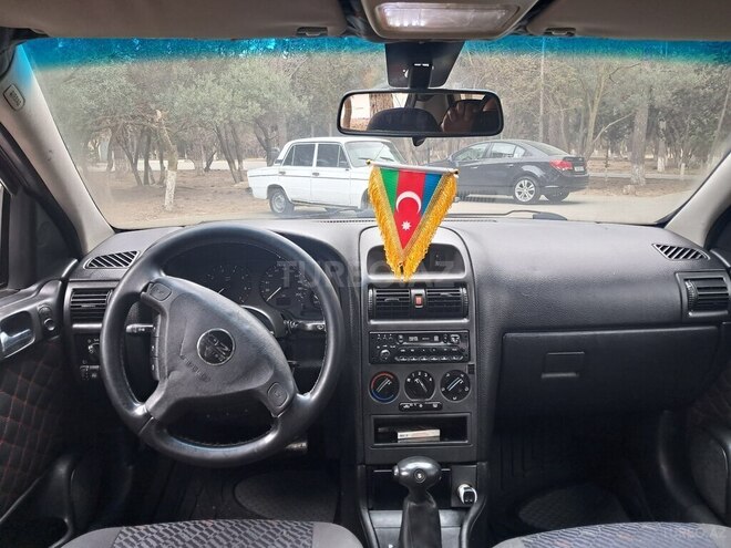 Opel Astra-7