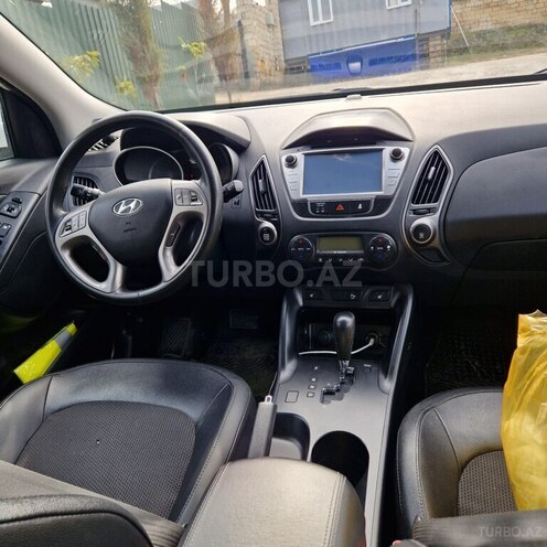 Hyundai ix35-5