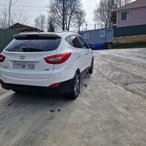 Hyundai ix35-4